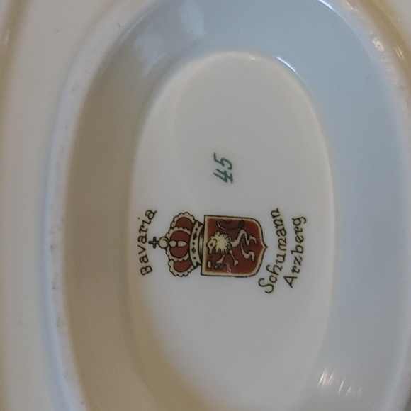 Bavaria-Schumann Arzberg BAVARIAN ROSE 7 Saucers,20 plates, 1 gravy boat Germany - Picture 4 of 4